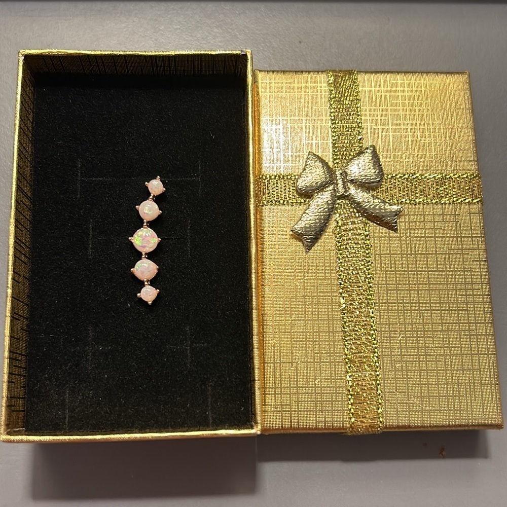 New Pearl and Rose Gold Long Cartilage Piercing